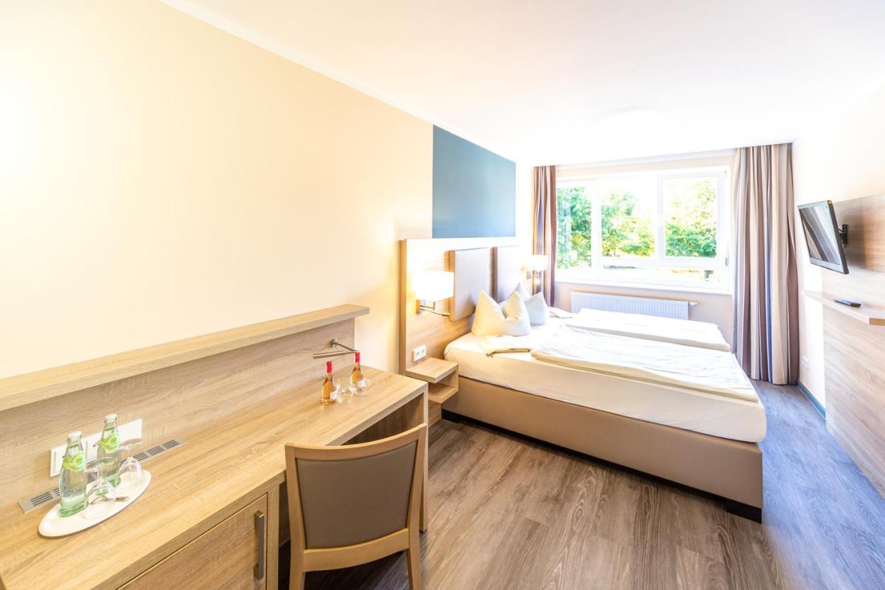 Hotel Ruegenblick Stralsund Exterior foto