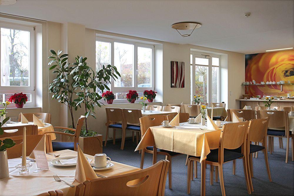 Hotel Ruegenblick Stralsund Exterior foto