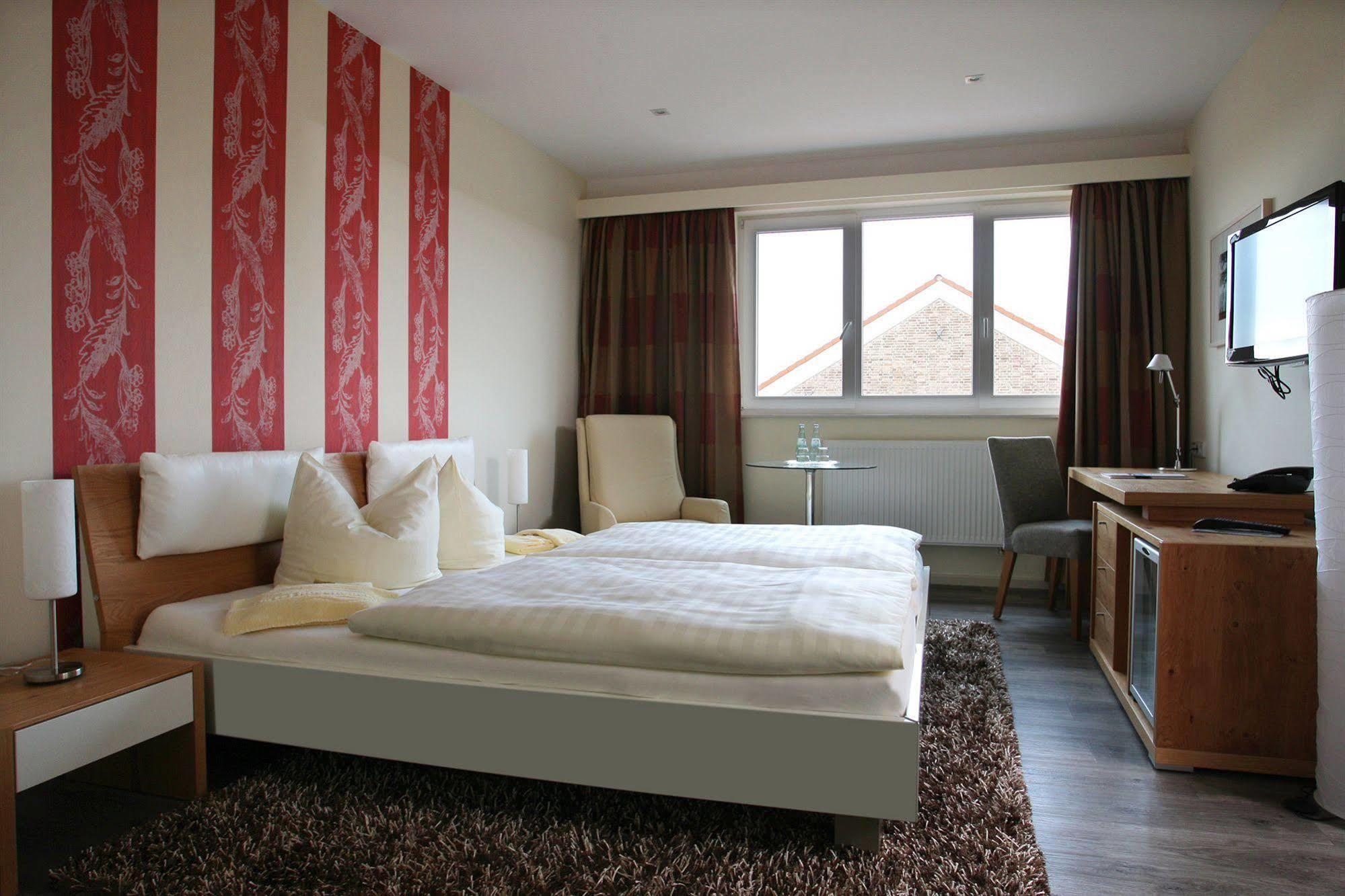 Hotel Ruegenblick Stralsund Exterior foto
